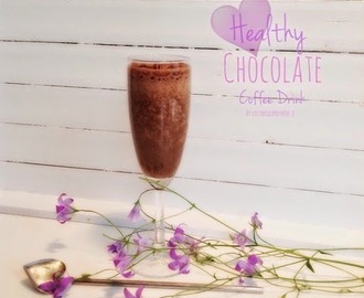 Hälsosam kaffedrink med choklad