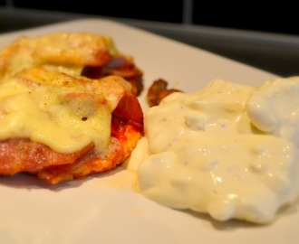 Minipizzor på keso och kokos plättar med fetaoströra (Lchf)