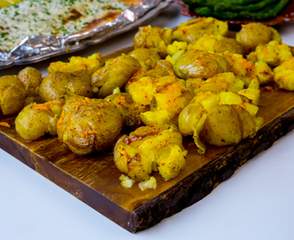 Kraschad potatis med vitlökssmör och saffran