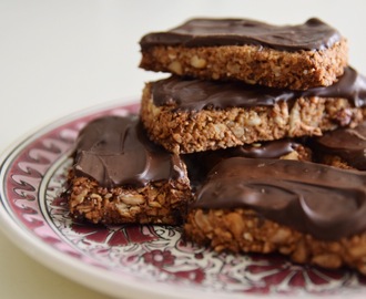 Glutenfria bars med cashewnötter och choklad