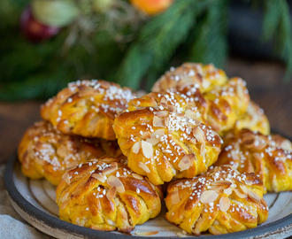 Lyxiga saffransbullar med mandelmassa