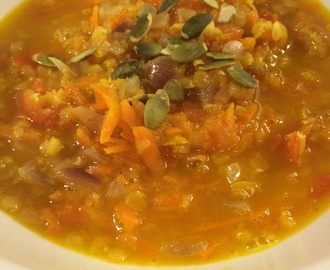 Linssoppa med curry