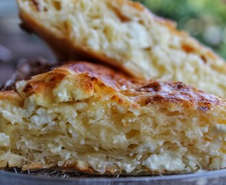 Η πιο τραγανή και εύκολη τυρόπιτα - The best greek - feta pie