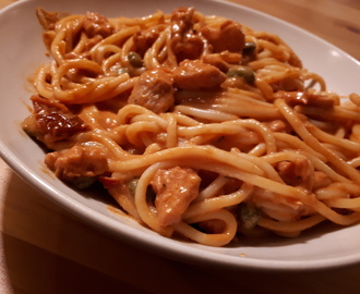 Krämig underbart god pasta med salsiccia