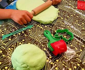 Leklera- Play doh och trolldeg