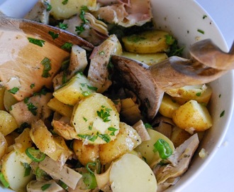 Martins sallad med färsk potatis och kronärtskocka