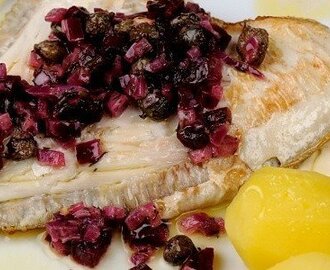 Stekt fisk med rödbetor, kapris och skirat smör