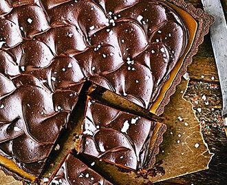 Salted caramel ­chocolate tart