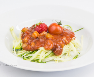 Zucchini Noodles with Tomato Strawberry Sauce