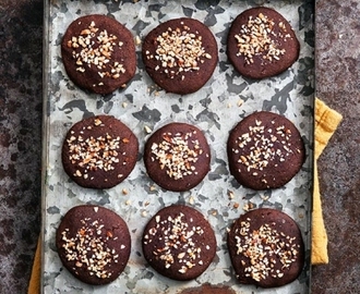 Chokladiga cookies på svarta bönor