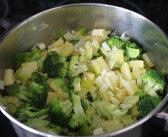 Potatis-, purjolök-, & broccolisoppa!