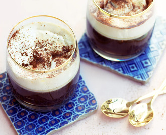 Fransk kaffedrink med konjak och choklad