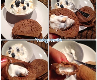 Mini-chokladpannkakor med blåbär, kokos och kesellafyllning