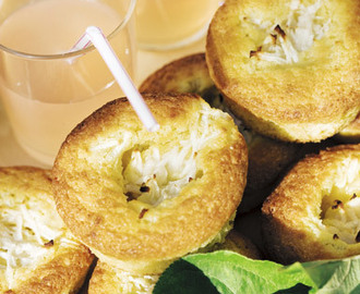 Muffins med äppelrasp och mandelmassa