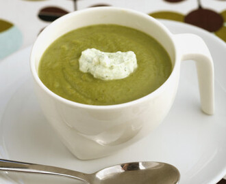 Illgrön soppa med fetaoströra
