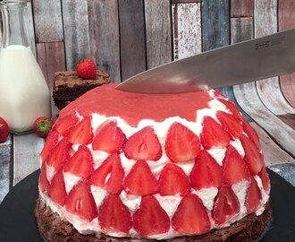 Strawberry Volcano Dessert