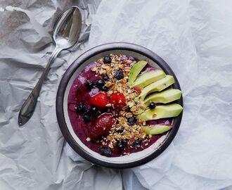 Simple Rapberry Blueberry Smoothie Bowl with Avocado & Granola