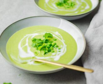 Creamy vegan pea soup