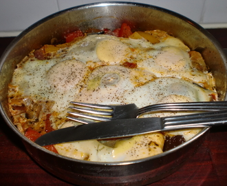 Bakade ägg med ratatouille