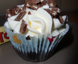 TOBLERONE CUPCAKES