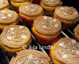Saffrans cupcakes med pepparkaksfrosting