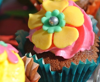 Blommiga cupcakes