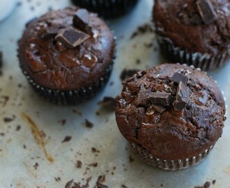 Chokladmuffins med jordnötssmör