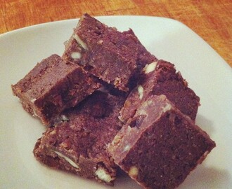 Raw Chokladgodis / Brownie