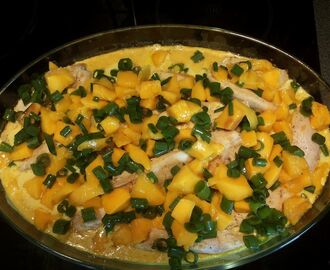 Kyckling med mild curry- och mangosås