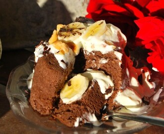 Banan- och chokladmugcake med hasselnöt