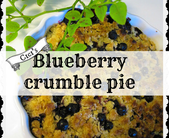 Blueberry crumble pie!