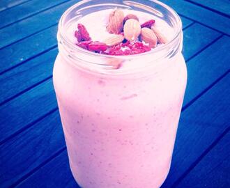 Mango Coconut Strawberry Cream Smoothie!