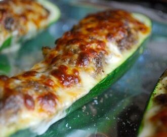 Vegetarisk Fyllda Zucchini