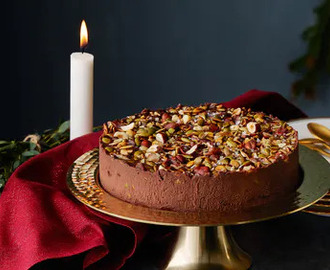 Chokladtårta med rostade hasselnötter och pumpafrön