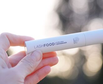Lash Food Ekologiskt ögonfransserum