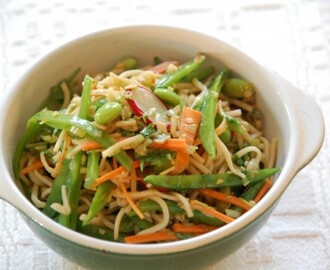 Asiatisk nudelsallad