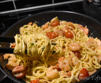 Pasta med räkor och vitlök