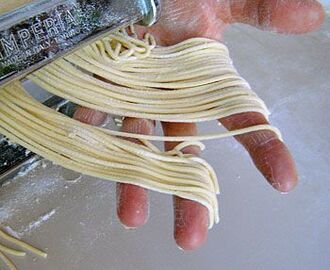 Hemlagad pasta