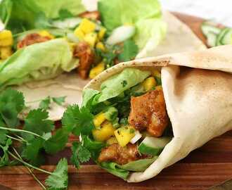 Wrap med currykyckling och mangosalsa