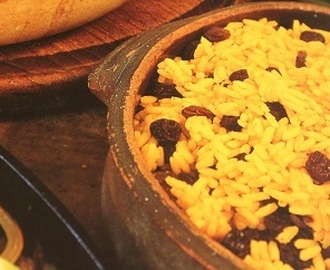 Gult ris med russin - Yellow Rice with Raisins