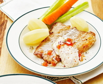 Stekt torsk med romsås och gurka