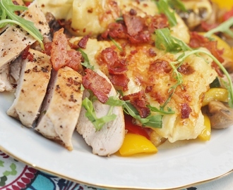 Riktigt fula (men goda) svampcannellonis med kyckling, bacon och svamp- och grönsaksfräs