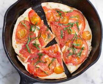 Mozzarella and Tomato Skillet Pita Pizzas