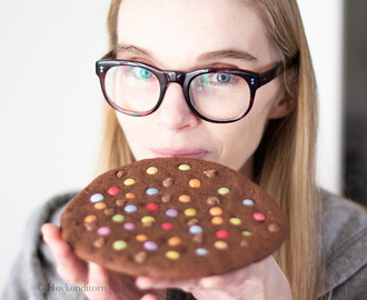 Giant Chocolate Cookie