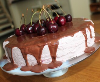 Very cherry chocolate cake - en gudomligt god tårta!