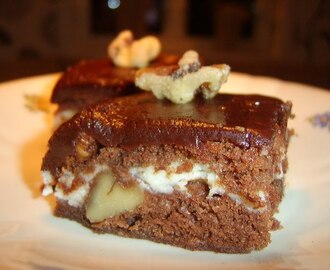 Brownies med philadelphia och chokladglasyr