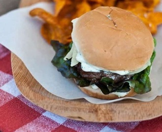 Hamburger Sliders with a Spicy Cilantro Lime Spread