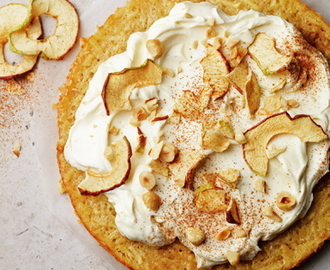 Äppelkladdkaka med kanelfrosting