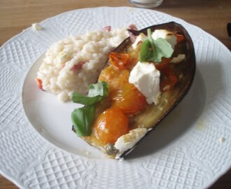 Aubergine med tomat och risotto