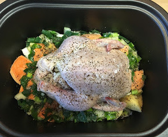 Hel kyckling i crockpot med grönsaksmos